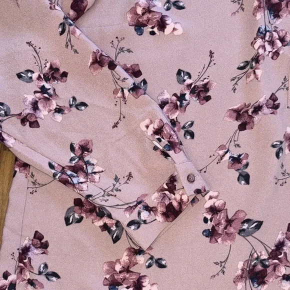Hilary Radley Mauve Floral Blouse - Picture 3 of 4